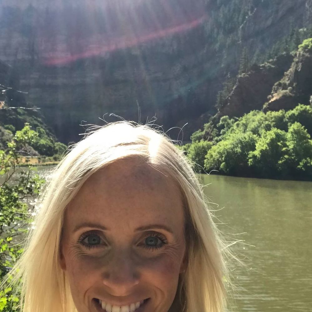 Meet your Posher, Shawna